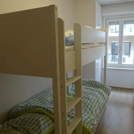 In Near The Nieuwpoort