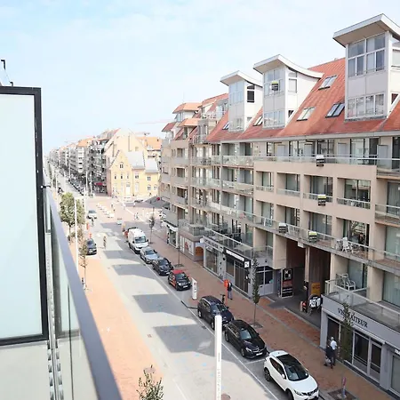 In Near The Nieuwpoort