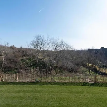 Διαμέρισμα In Near The *